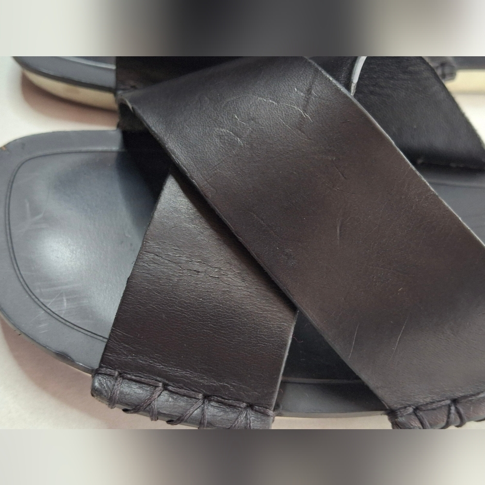 Vince Leather Sandal - Picture 6 of 16